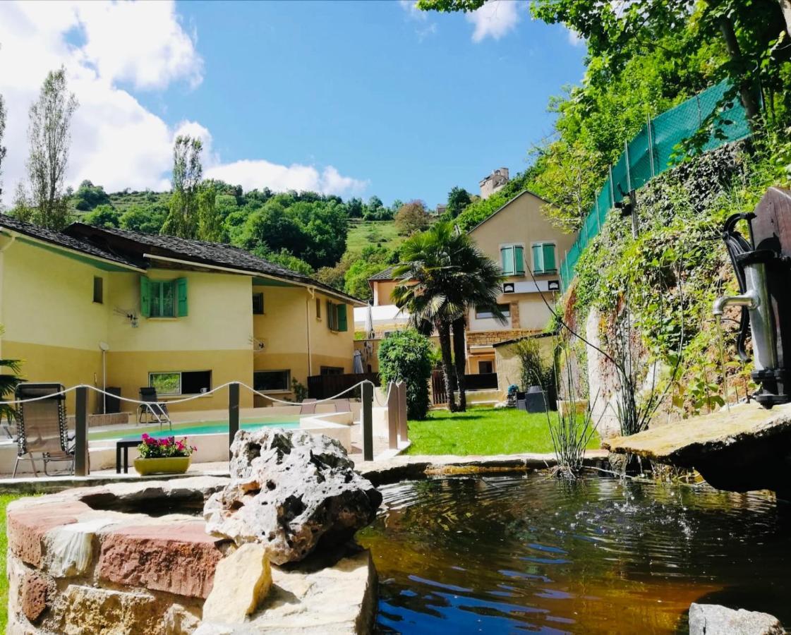 Hotel Le Moulin D'Olt 라카누르그 외부 사진